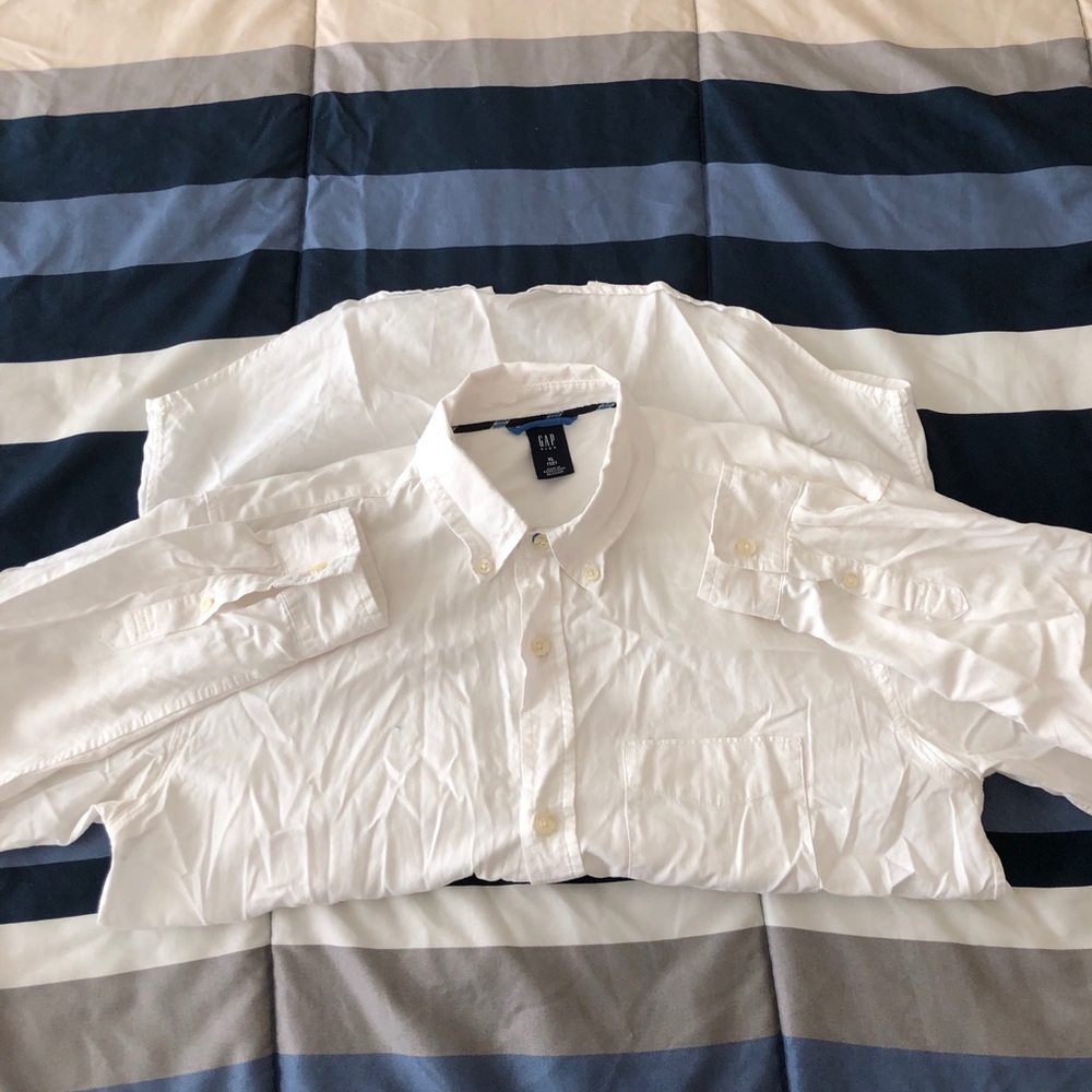 Plain Gap button down shirts